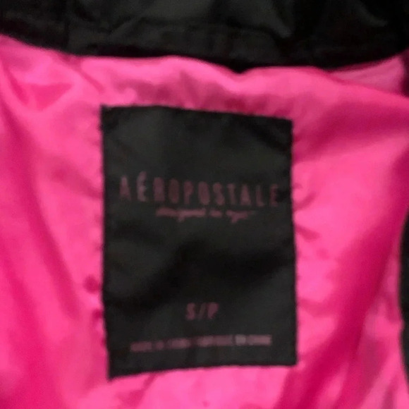 Aeropostale Girls Puffer Vest - Picture 2 of 3